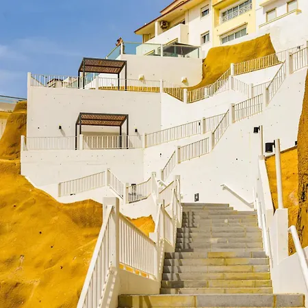 3 Min Walking To Peneco , + Pool + Wifi Appartamento *