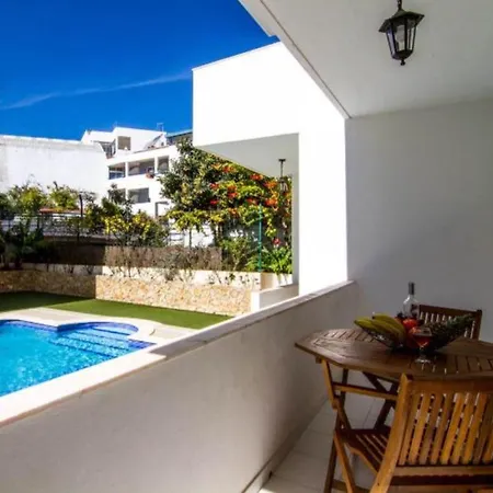 Apartman 3 Min Walking To Peneco